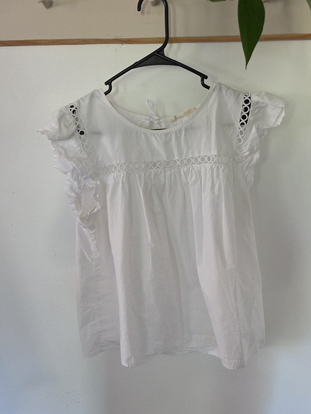 Women's White Eyelet Flutter Sleeve Blouse